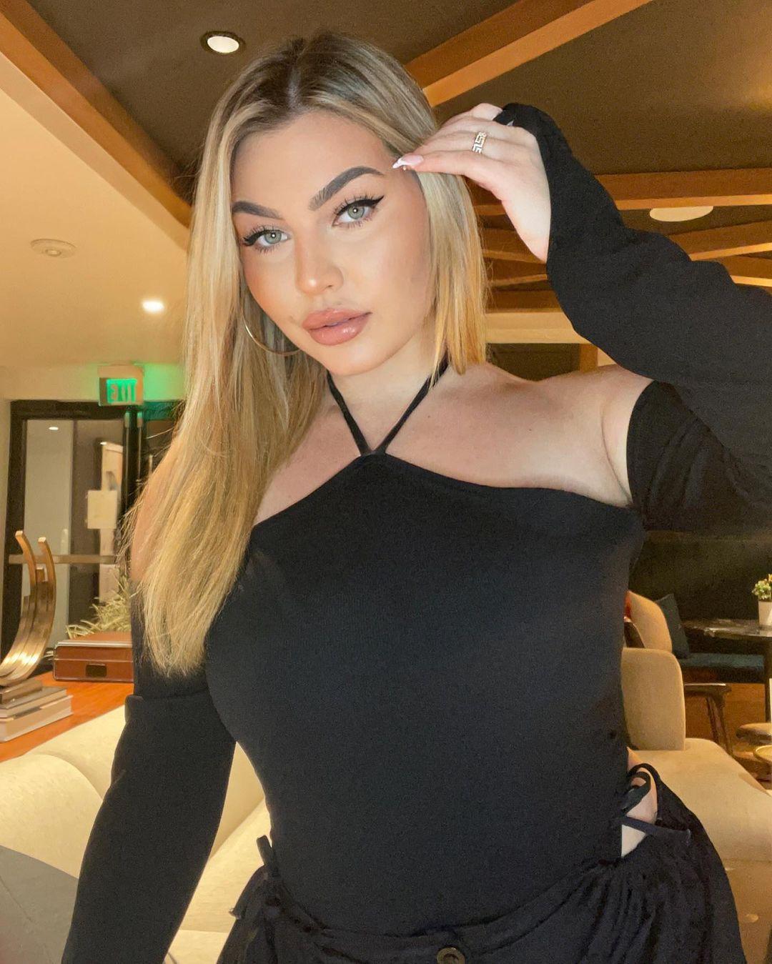 Best Realtors in Los Angeles, CA Photos & Reviews Triple Real