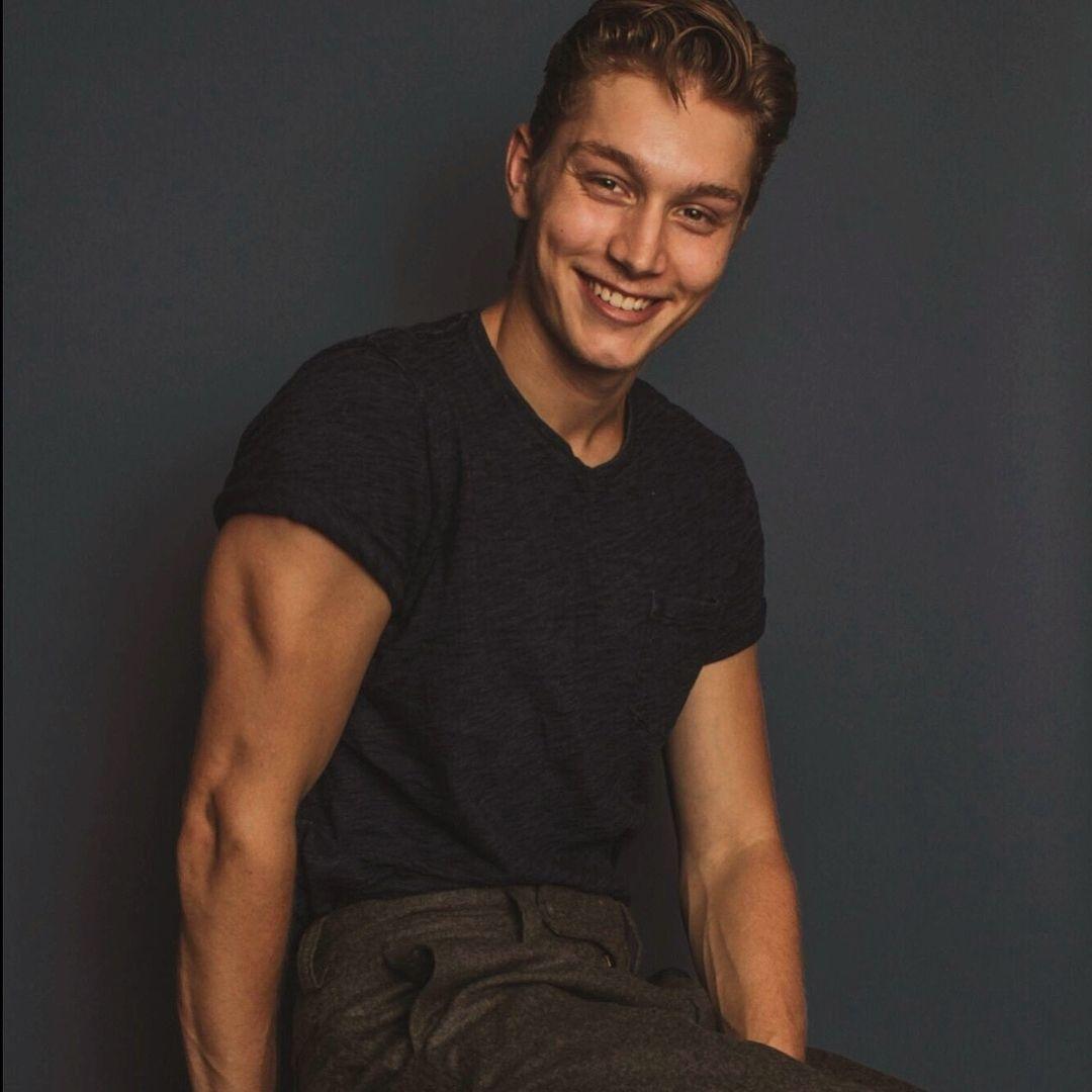 Best Realtors in Los Angeles, CA Photos & Reviews Triple Real