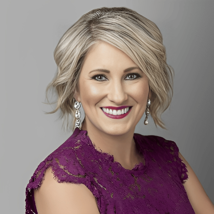 Lauren Lumbattis Fullerton Real Estate Agent Photos & Reviews