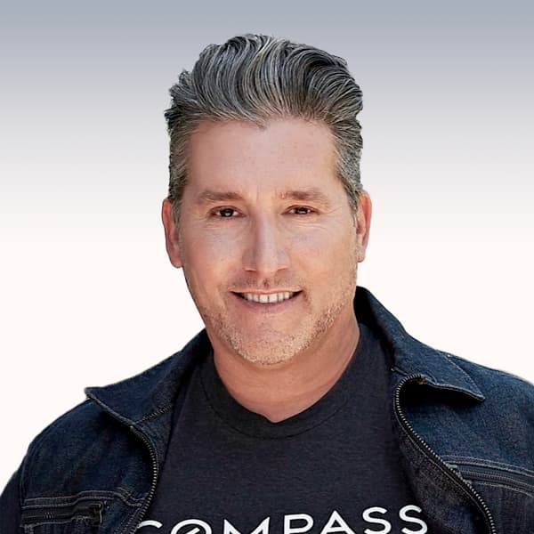 Best Realtors in Los Angeles, CA Photos & Reviews Triple Real